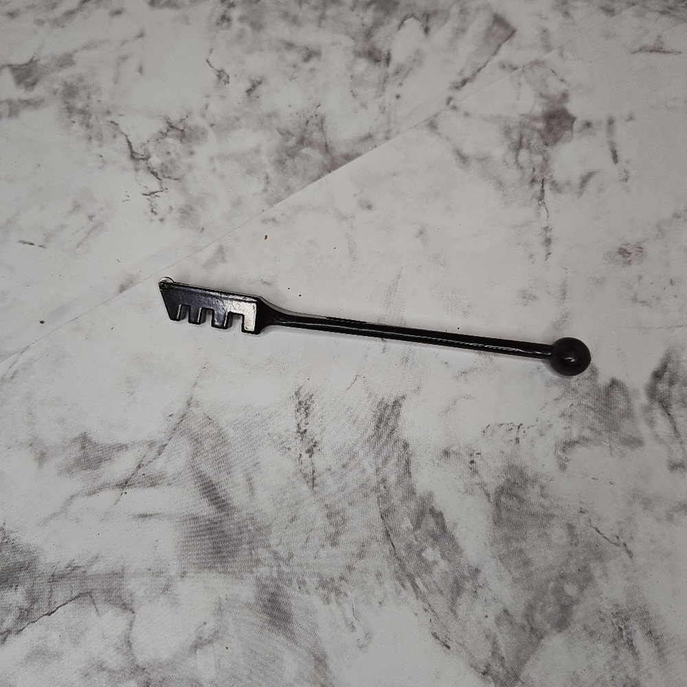 Glass Cutter Tool - Picture 2 of 11